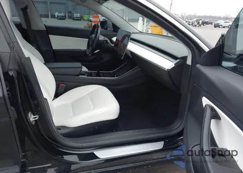 2018 Tesla Model 3 Long Range/Performance from USA, damaged, VIN 5YJ3E1EB5JF100290